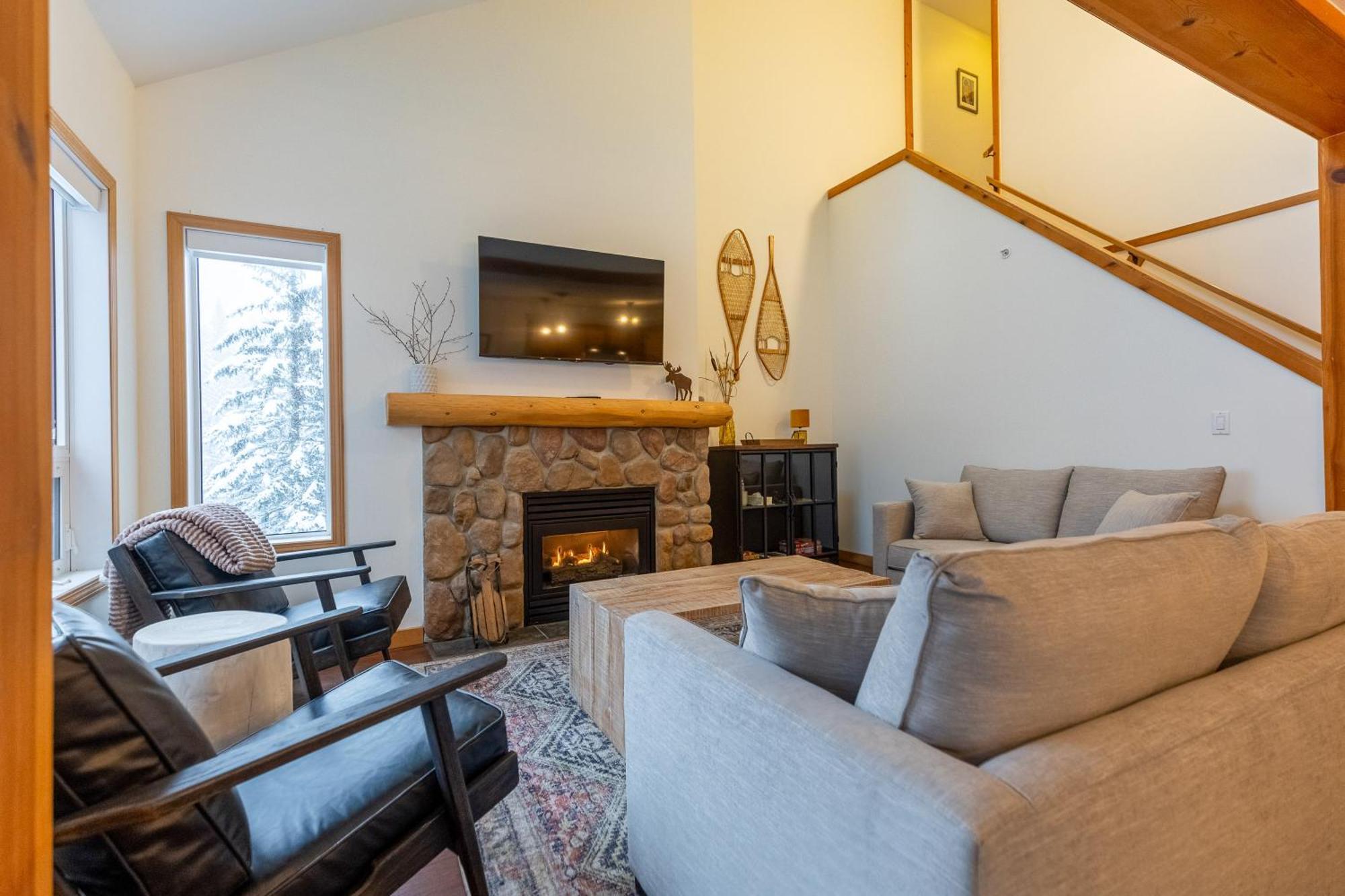 Stone Creek Chalets By Fernie Central Reservations エクステリア 写真