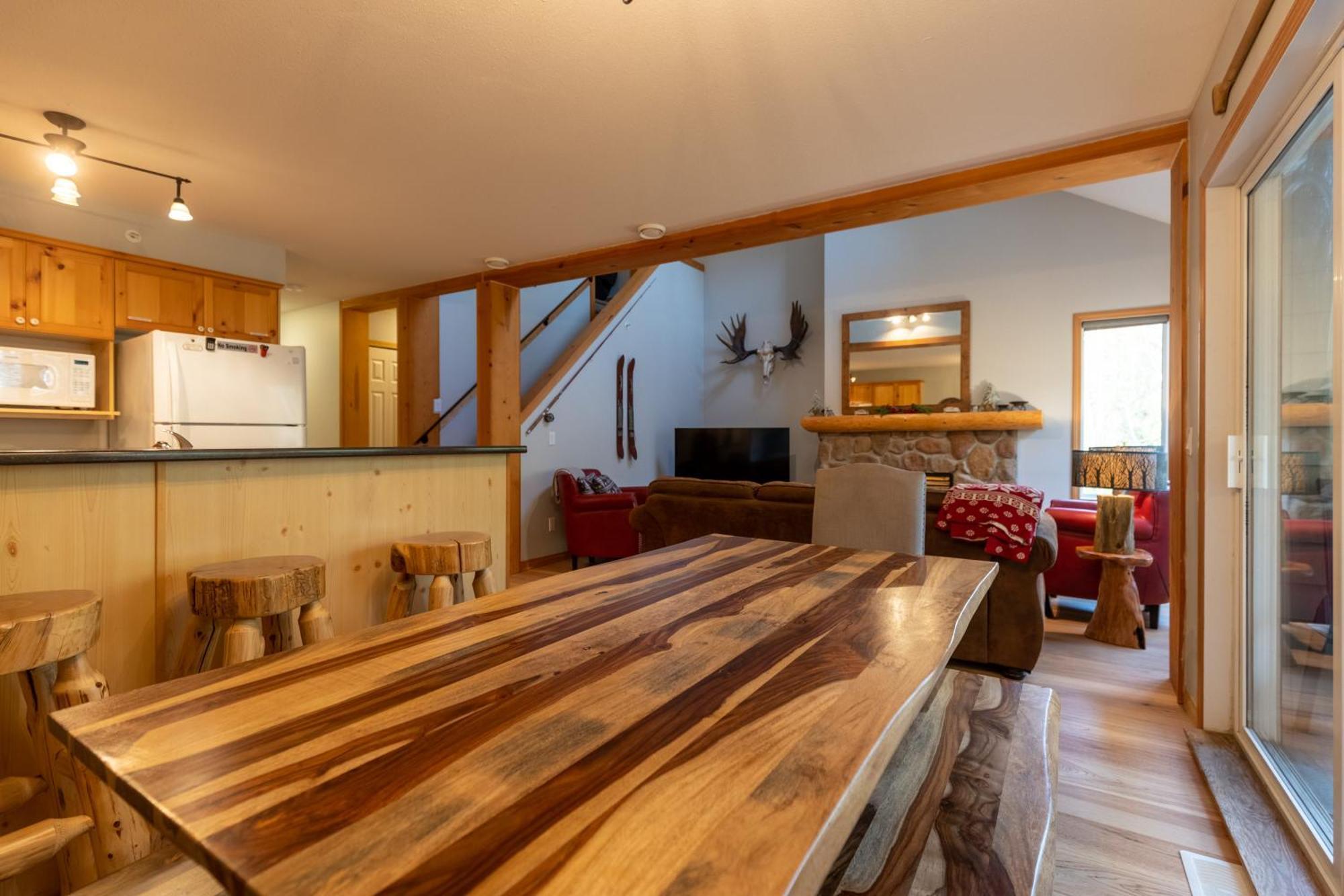 Stone Creek Chalets By Fernie Central Reservations エクステリア 写真