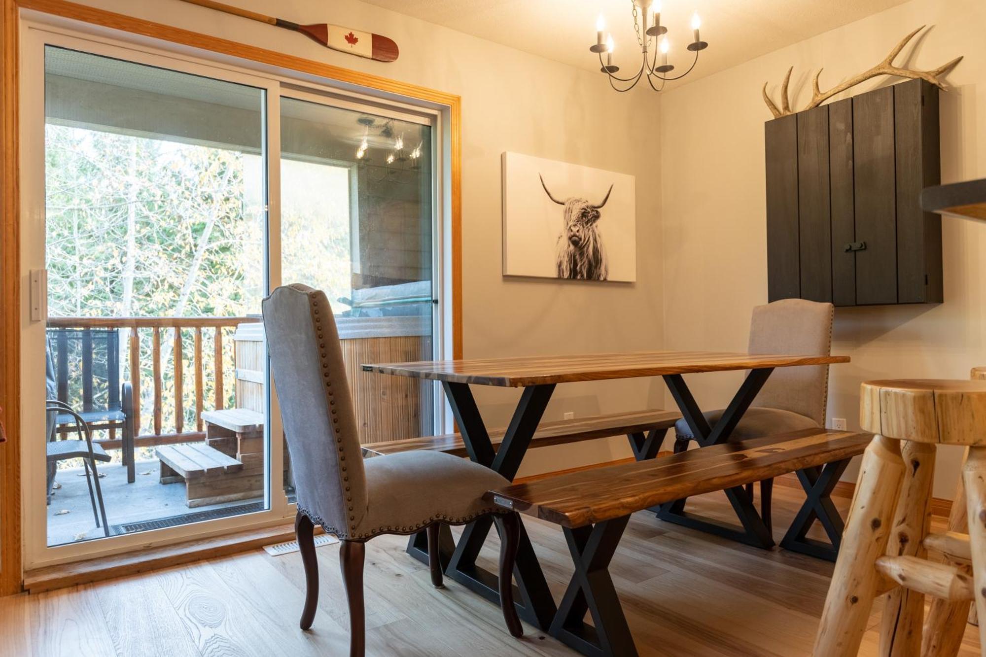 Stone Creek Chalets By Fernie Central Reservations エクステリア 写真