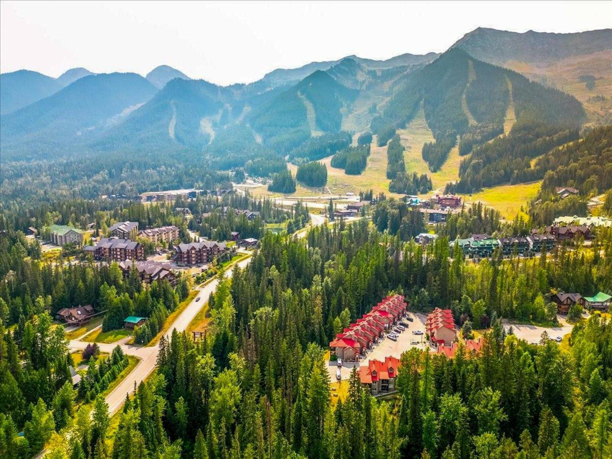 Stone Creek Chalets By Fernie Central Reservations エクステリア 写真