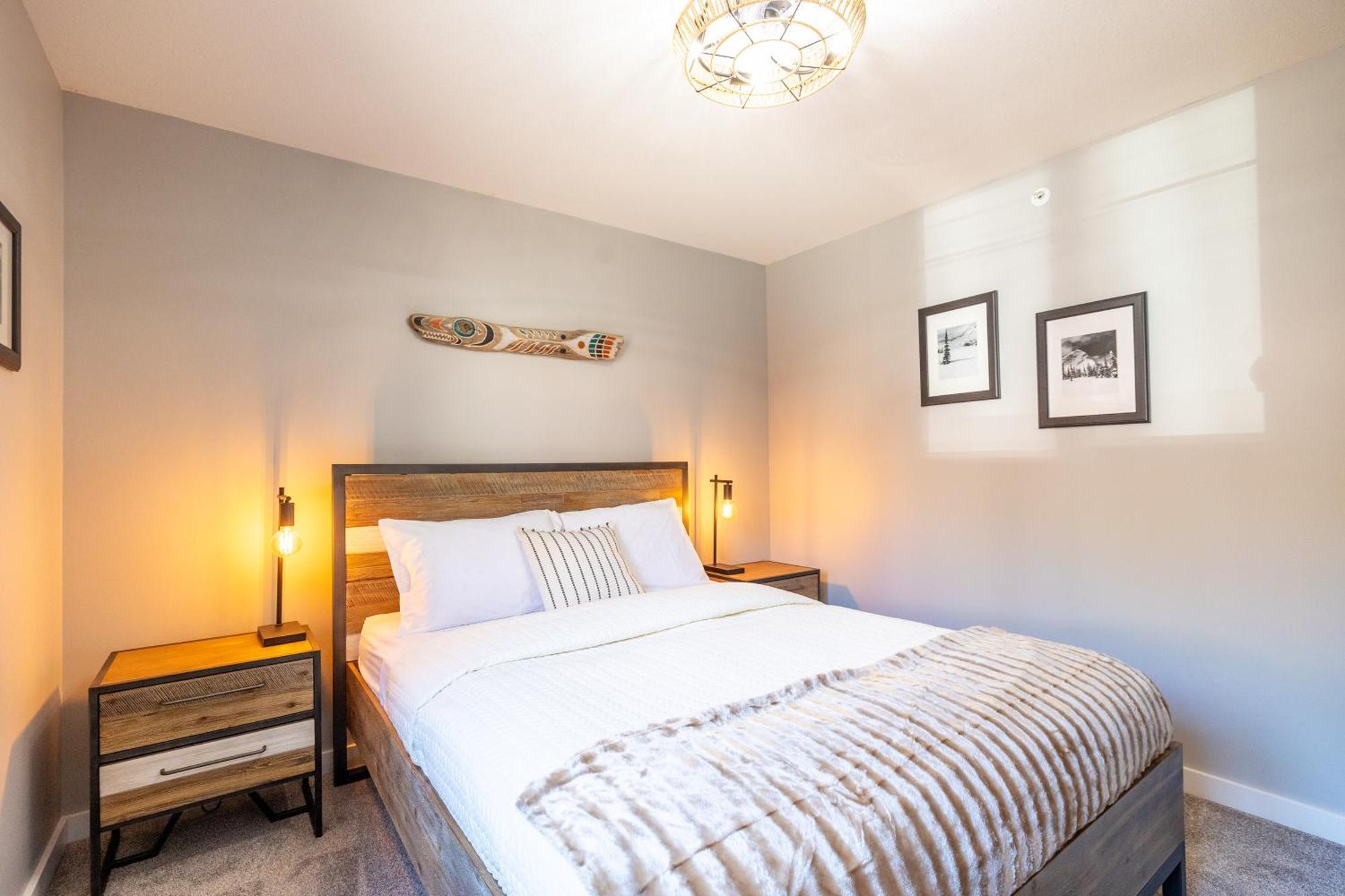 Stone Creek Chalets By Fernie Central Reservations エクステリア 写真