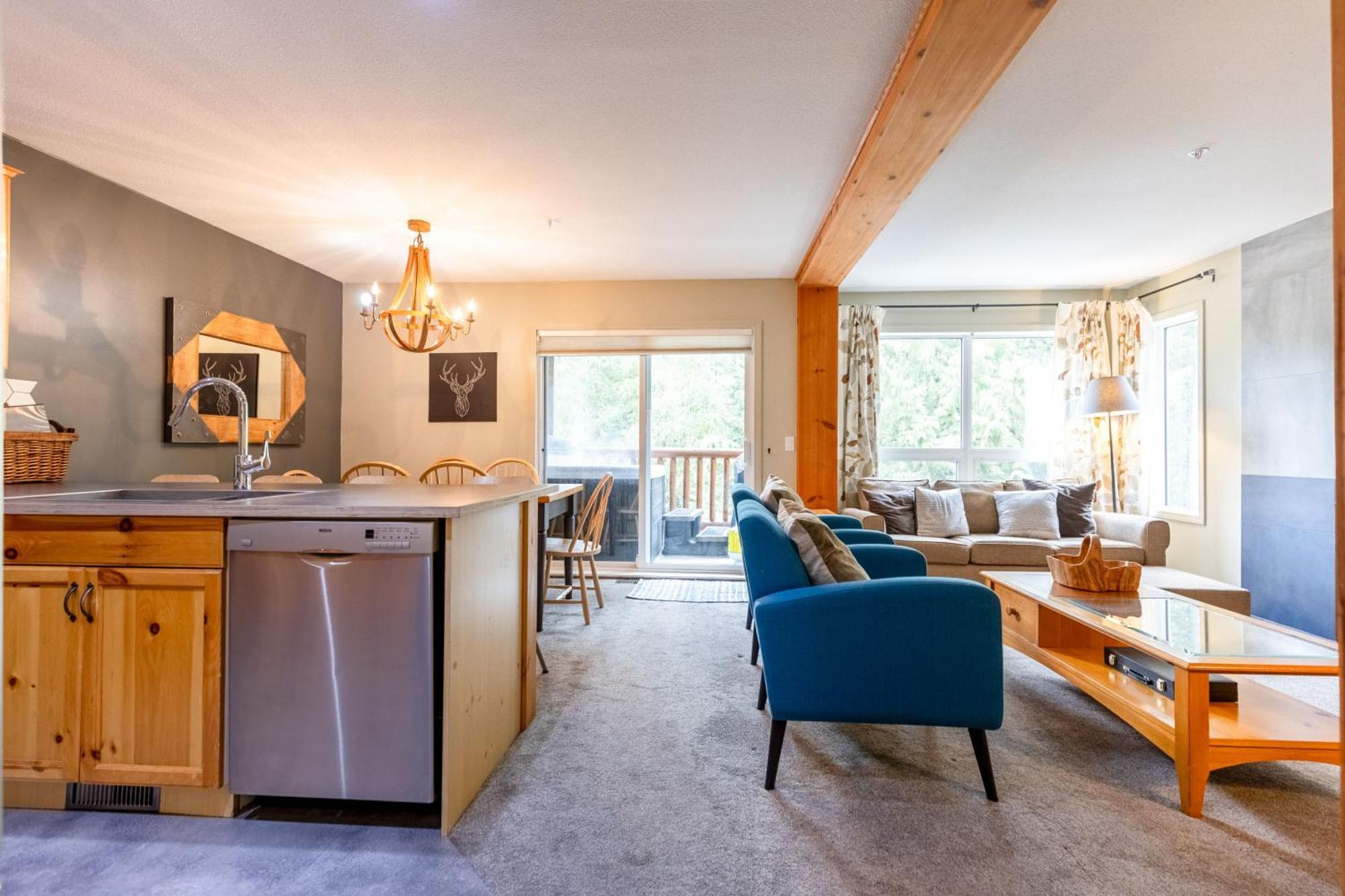 Stone Creek Chalets By Fernie Central Reservations エクステリア 写真