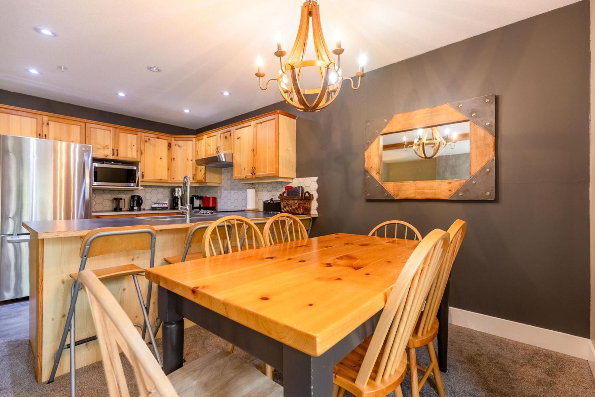 Stone Creek Chalets By Fernie Central Reservations エクステリア 写真