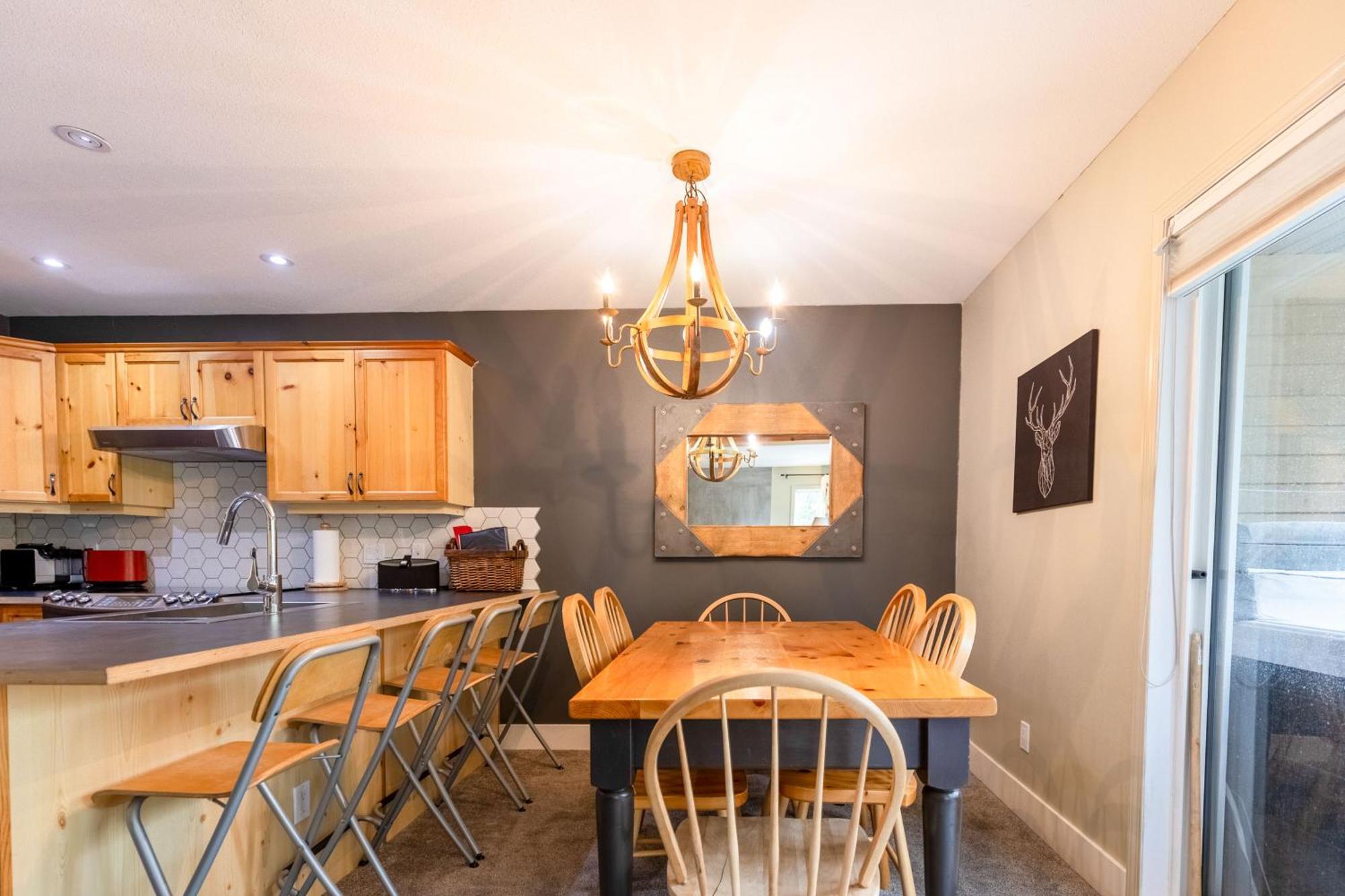 Stone Creek Chalets By Fernie Central Reservations エクステリア 写真